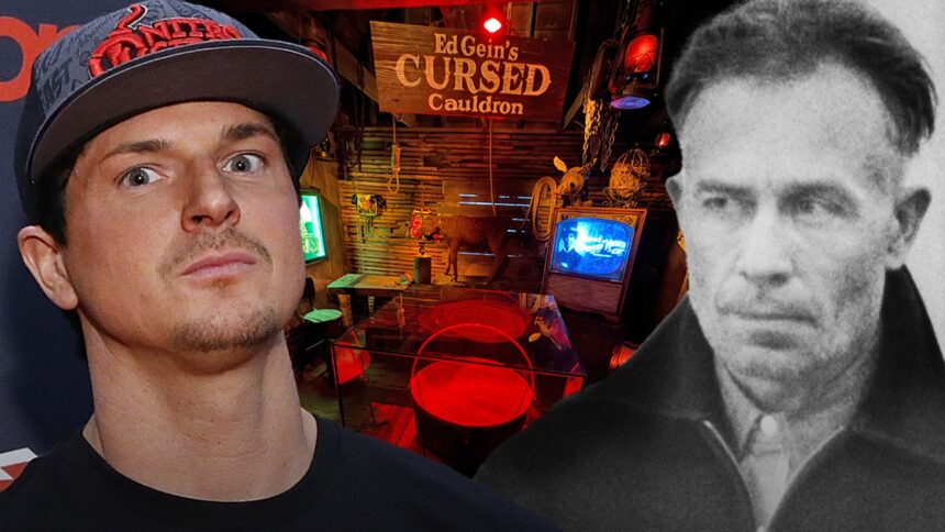 Zak Bagans rimuove la teca di vetro del calderone maledetto di Ed Gein
