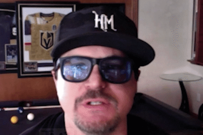 Star di "Ghost Adventures" si offre di ripulire l'hotel presumibilmente infestato dei Milwaukee Brewers