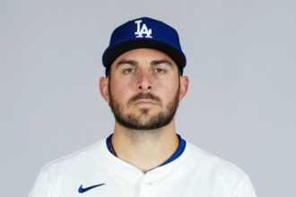 Alex Vesia ha figli? Lui e la moglie aspettano un bambino insieme – Vita a Hollywood