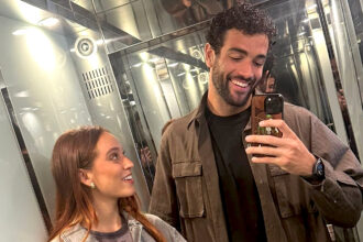 Allo scoperto! Matteo Berrettini e l’ex ballerina di 'Amici' Vanessa Bellini ufficializzano l’amore con un selfie: guarda - Gossip.it