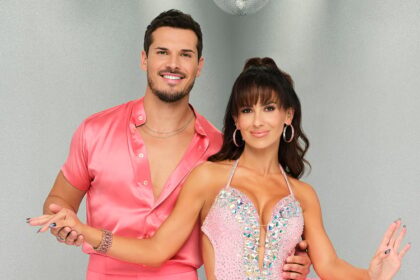 Hilaria Baldwin spiega come crede di essere stata esclusa da "DWTS" a causa delle accuse di bullismo