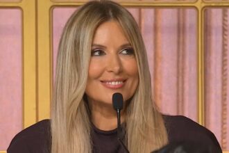 Sfida tra Rai e Mediaset, Selvaggia Lucarelli manda una stoccata a De Martino: ecco cos’ha detto - Gossip.it