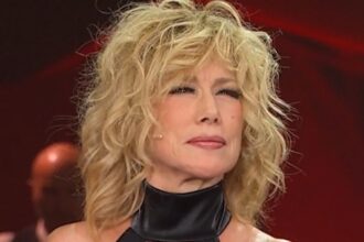 Nancy Brilli replica a Selvaggia Lucarelli che in tv ha parlato di 'bonus lutto-animale domestico': le sue parole - Gossip.it