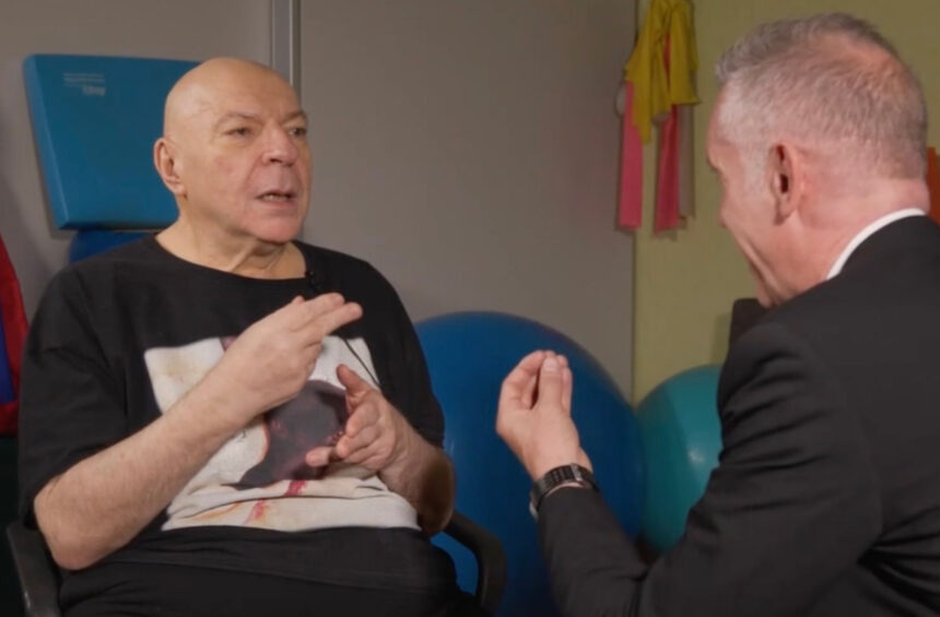 Come sta Platinette dopo il secondo terribile ictus? 'Le Iene' mostrano la riabilitazione e la dottoressa rivela quante possibilità ci sono che torni come prima - Gossip.it