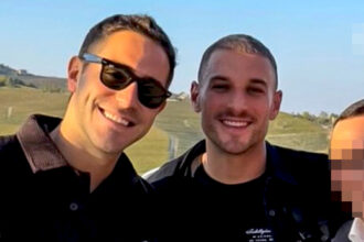 Tommaso Zorzi e il fidanzato Alex Di Giorgio, prima foto in posa durante la 'fuga’ d’amore': guarda - Gossip.it