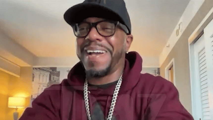 Sisqó dice di essere rimasto scioccato nel sentire l'elogio di "Thong Song" di Cynthia Erivo e la invita a uno spettacolo