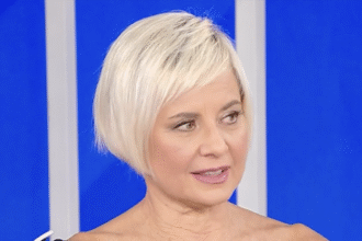 ''Successi due episodi gravi'': Antonella Elia in tv parla delle nozze saltate con Pietro Delle Piane, lui replica via social - Gossip.it