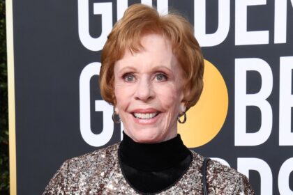 Carol Burnett dona tutti i suoi premi alla UCLA e avvia una nuova borsa di studio