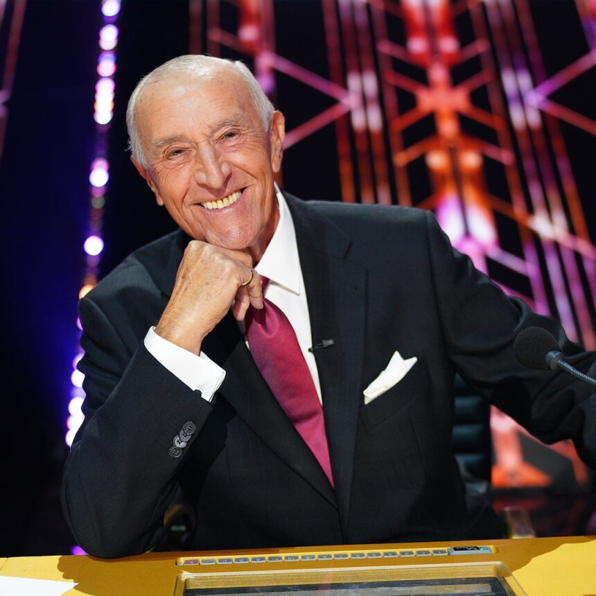 Tributo a Len Goodman di Ballando con le stelle nell'episodio del 20° anniversario