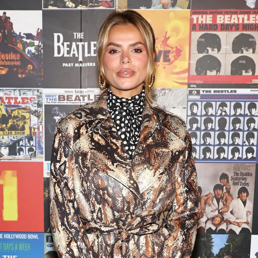 Brooks Nader sulle voci sugli appuntamenti con Dakota Mortensen delle mogli mormoni