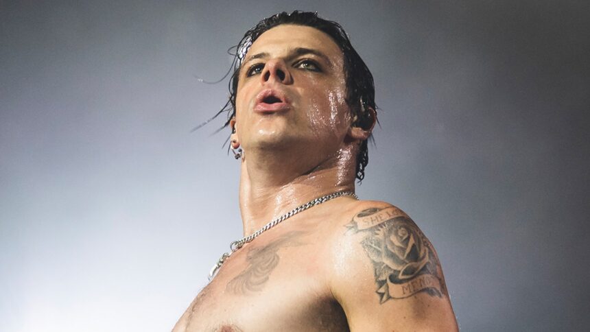 Yungblud cancella le restanti date del tour dopo problemi di salute