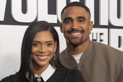 Jalen Hurts è single? È appena sposato con la moglie Bryonna Burrows! (Foto e informazioni)