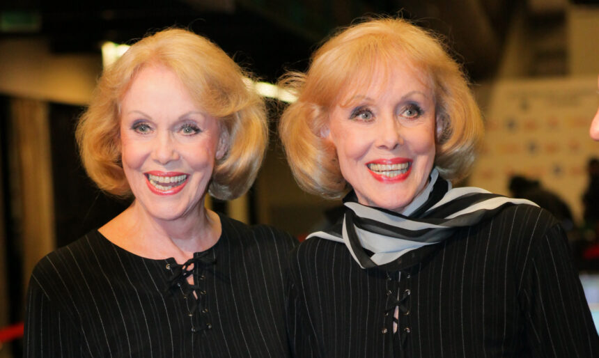 Addio alle gemelle Kessler: trovate morte nella loro villa vicino Monaco, ma è mistero - Gossip.it