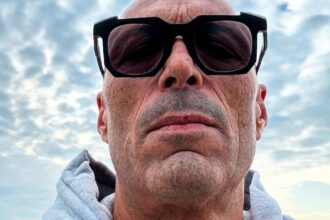 Lo spiava a casa con una telecamera: l’ex compagna di Alex Britti condannata - Gossip.it