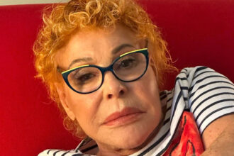 ''Era seduta in poltrona, voleva del gelato'': Ornella Vanoni, ricostruiti i suoi ultimi istanti di vita - Gossip.it