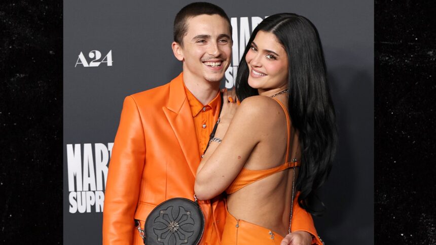Timothée Chalamet e Kylie Jenner partecipano insieme alla premiere di "Marty Supreme".
