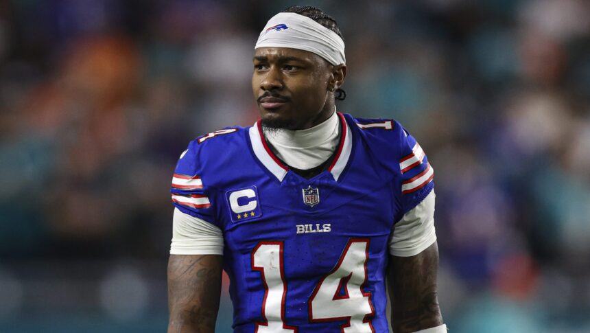 Informazioni su strangolamento e accuse di aggressione - Hollywood Life