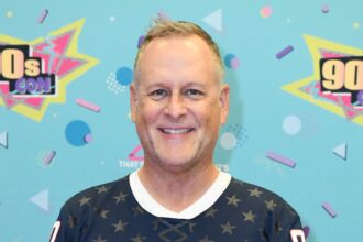 Aggiornamento sulla sua nuova diagnosi di cancro - Vita a Hollywood