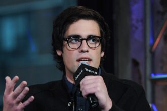 Chi è il figlio di Rob Reiner? Informazioni su Nick Reiner in mezzo alla morte dei suoi genitori: vita a Hollywood