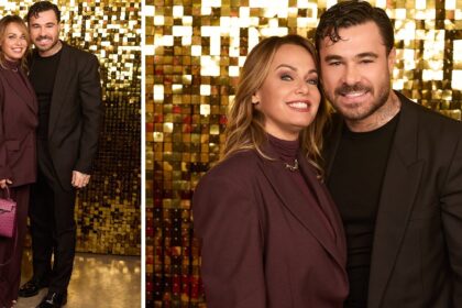 Sonia Bruganelli e il compagno Angelo Madonia mondanissimi al Christmas Party più glamour della Capitale con tanti altri vip: foto - Gossip.it