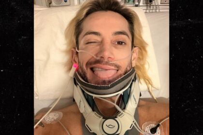 Frankie Grande guarisce dopo aver subito un intervento chirurgico alla colonna vertebrale cervicale