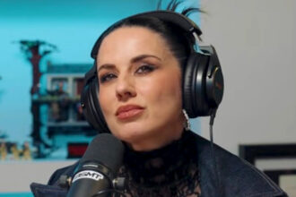 ''Avrei dovuto smettere di fare questo mestiere'': Paola Iezzi sul motivo per cui non ha figli e sulle parole dell’ex che la fecero sentire ‘imprigionata’ - Gossip.it
