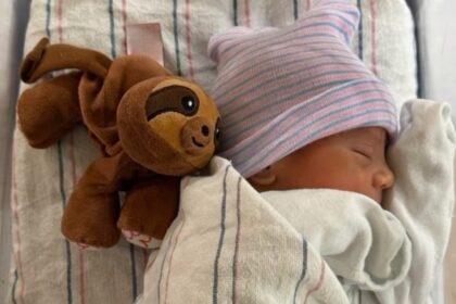 Enrique Iglesias e Anna Kournikova annunciano la nascita del loro quarto figlio - Gossip.it