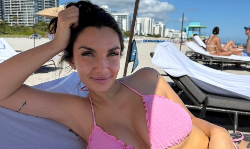 ''Dici caz*ate!'': Elettra Lamborghini sbotta contro la fitness coach che ipotizza una sua liposuzione - Gossip.it