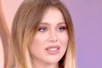 ''Stavo esagerando con i filler alle labbra'': Jasmine Carrisi spiega come i consigli dei suoi genitori abbiano modificato il suo approccio ai ritocchini - Gossip.it