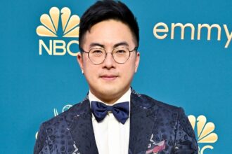 Bowen Yang sabato sera uscita dal vivo