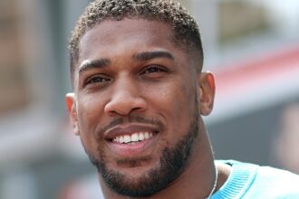 Anthony Joshua dimesso dall'ospedale dopo un incidente stradale mortale