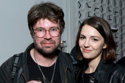 Ella Hunt sposa il musicista Thomas Bartlett!