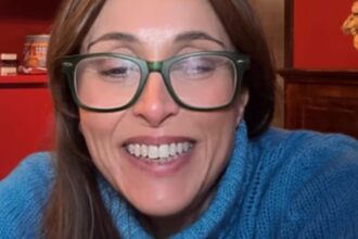 ''Siamo veramente tre buone amiche'': Benedetta Parodi si apre sul suo rapporto con le due figlie di 23 e 21 anni - Gossip.it