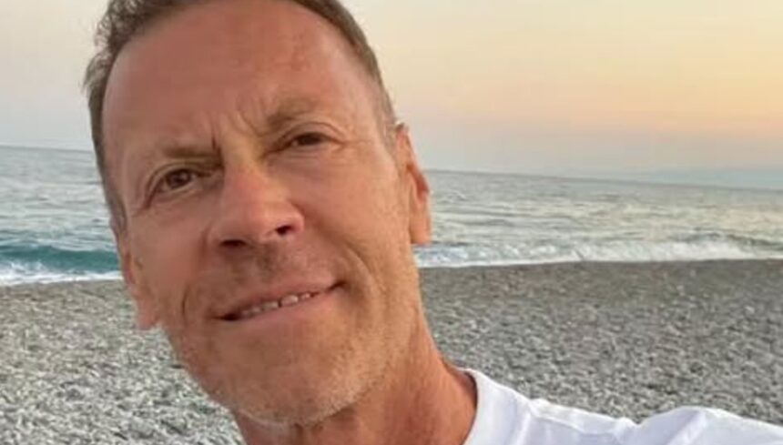 ''Rientro di nuovo in azione'': Rocco Siffredi a 61 anni torna a fare l’attore nei film porno - Gossip.it