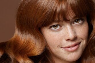 Prodotti per la crescita dei capelli approvati dai dermatologi per capelli più spessi e pieni