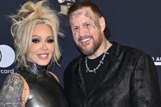 Bunnie Xo sui piani familiari Jelly Roll, gemelli tramite surrogato