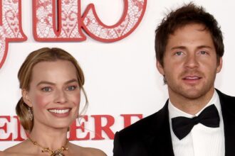 Chi è il marito di Margot Robbie, Tom Ackerley: tutto sul loro matrimonio