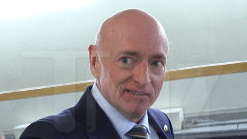 Il senatore Mark Kelly spiega cosa succede quando scoreggi in tuta spaziale