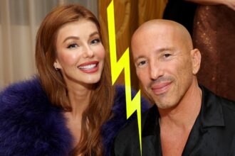 Jason Oppenheim e Jessica Vargas di Selling Sunset si lasciano quasi un anno dopo essere diventati pubblici