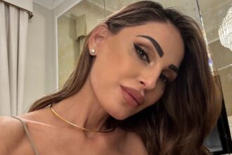 Anna Tatangelo rimanda i concerti: ''Come madre oggi sento il bisogno di dedicare tempo alla mia famiglia'' - Gossip.it