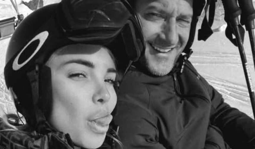 Francesco Totti e Noemi Bocchi in crisi? Niente affatto, settimana bianca insieme: foto - Gossip.it