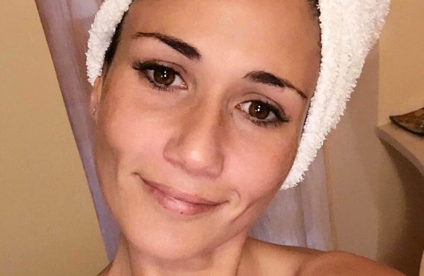 ''Annientata dal dolore'': l’attrice de ‘I Cesaroni’ Barbara Tabita racconta la battaglia contro la malattia e la cura che ha funzionato per lei - Gossip.it