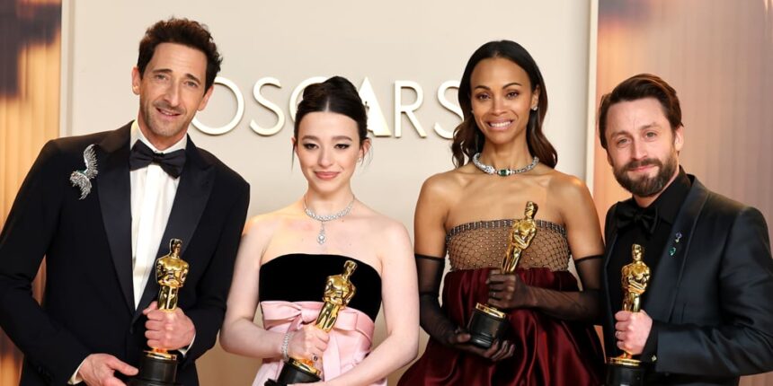 Presentatori degli Oscar 2026: i vincitori della recitazione del 2025 confermati torneranno!