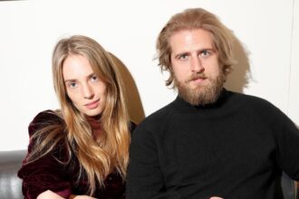 Maya Hawke parla del matrimonio con Christian Lee Hutson