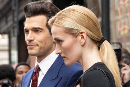 John F. Kennedy Jr., Carolyn Bessette Love Story: realtà contro finzione