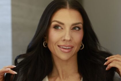 DWTS Jenna Johnson sul suo trucco per la crescita dei capelli dopo il parto