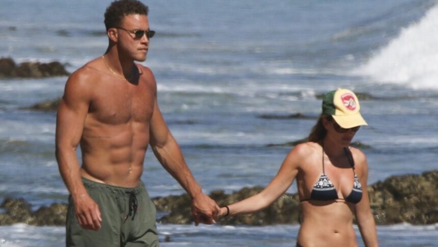 Blake Griffin mostra il corpo da spiaggia tagliuzzato con la fidanzata Francesca Aiello