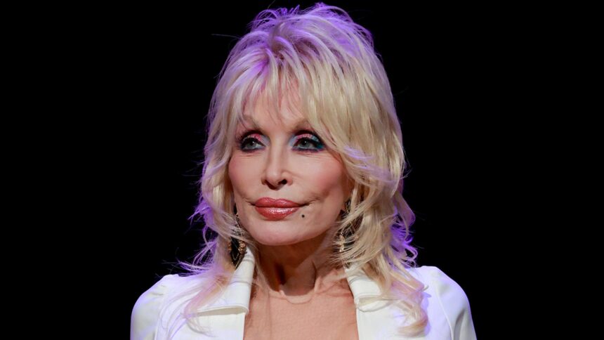 Dolly Parton condivide l'aggiornamento sulla salute dopo lo spavento medico