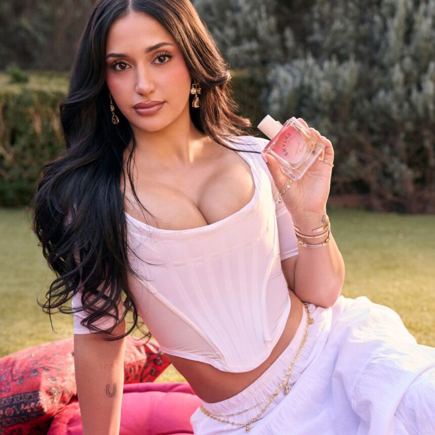 Love Island Leah Kateb crea il profumo Melograno Princess