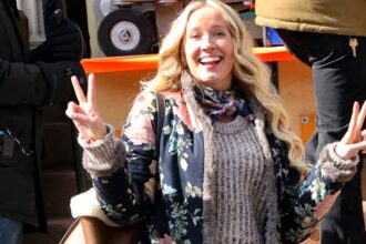 "Elsbeth" presenterà la reunion di "True Blood"! Anna Camp avvistata come ospite delle riprese